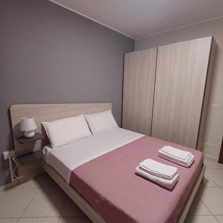 Affitta Camere Gold Barletta Luaran gambar