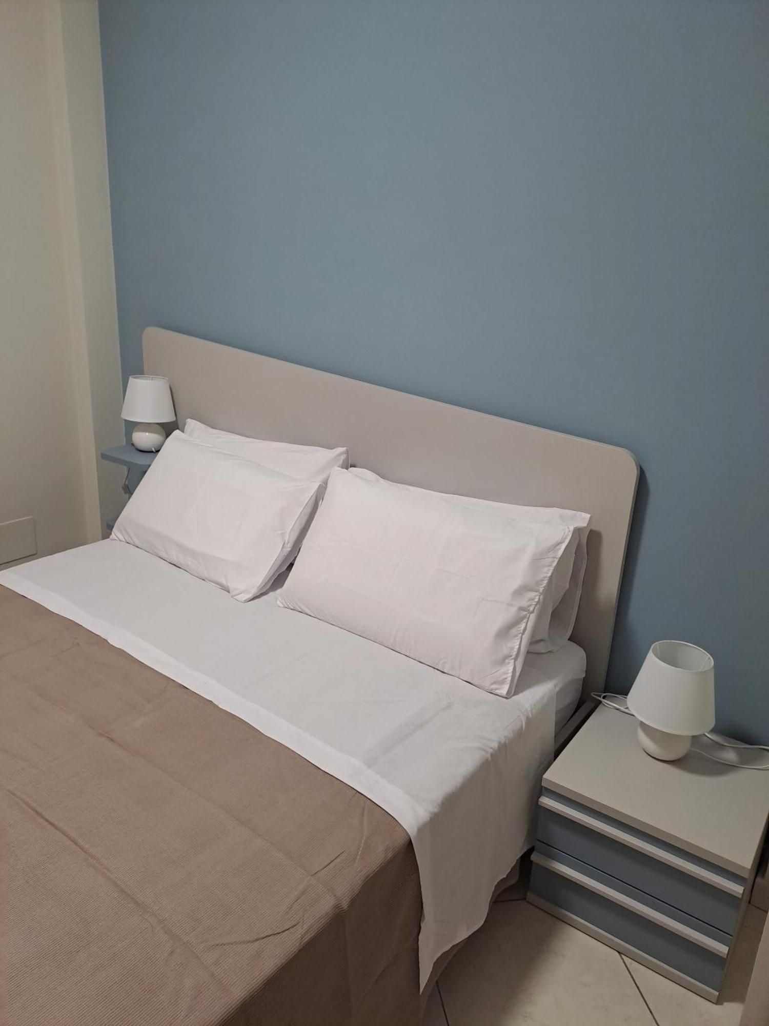 Affitta Camere Gold Barletta Luaran gambar